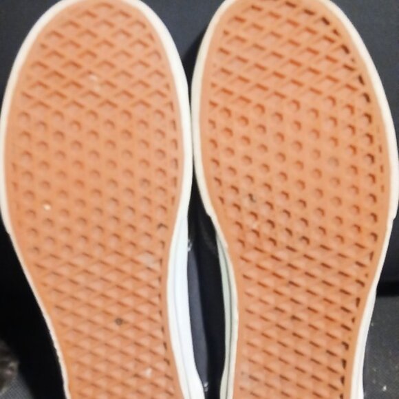 Vans Prison Issue - Picture 2 of 2